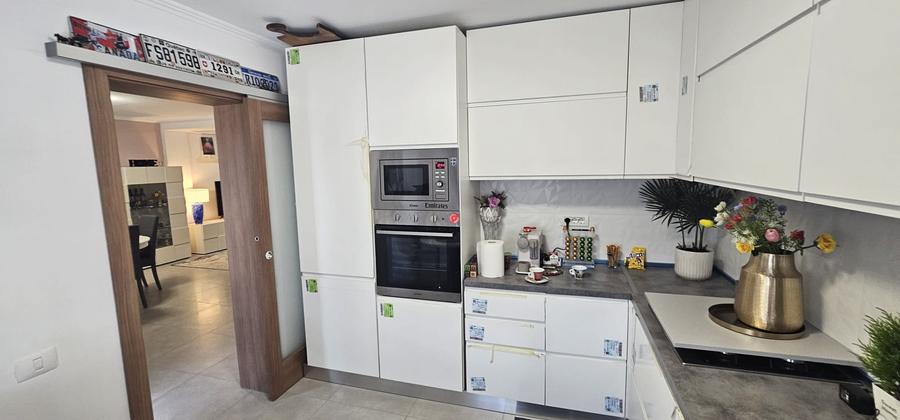 Vila P+1+M / Totul nou ,ne locuita - 3