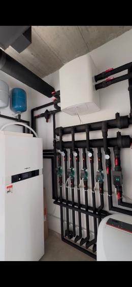 Casă Parter cu Design Minimalist și Piscină - 16