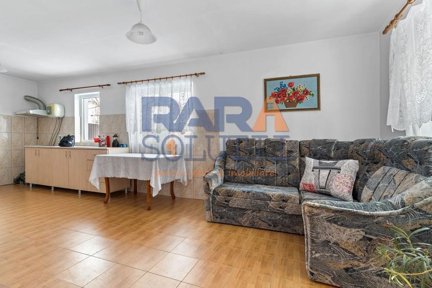 Casă 2015 - 4 dormitoare, 2 băi, 2 bucătării - 27