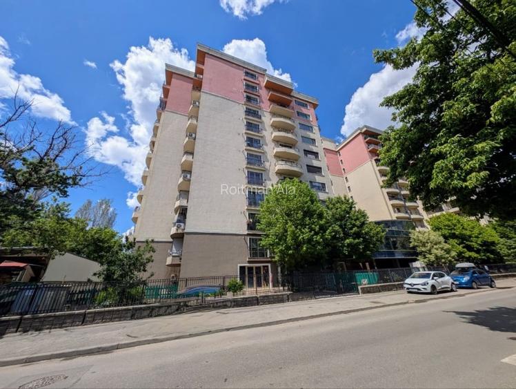 Spatiul Comercial 100 mp/ Inchiriere /Intrare separata