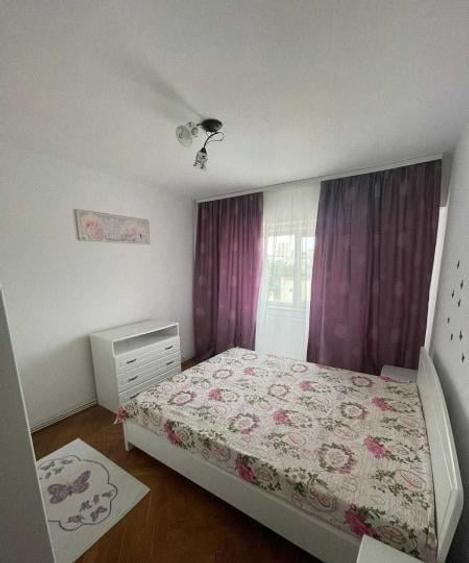 Apartament 2 camere decomandat, zona DELFINARIU - 1