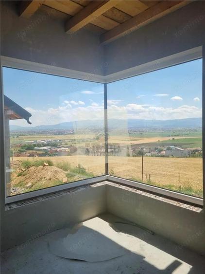 Casa cu 4 camere 2 bai 180 mpu in zona Sura Mare - 6