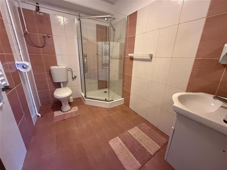 Ghimes- Faget- Pensiune de vanzare- afacere la cheie! - 26