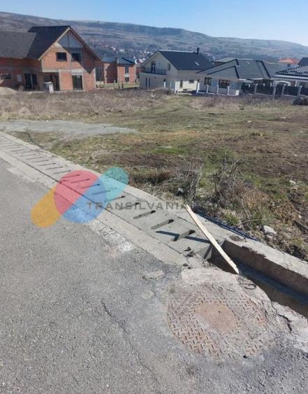 Teren intravilan 500mp - 2