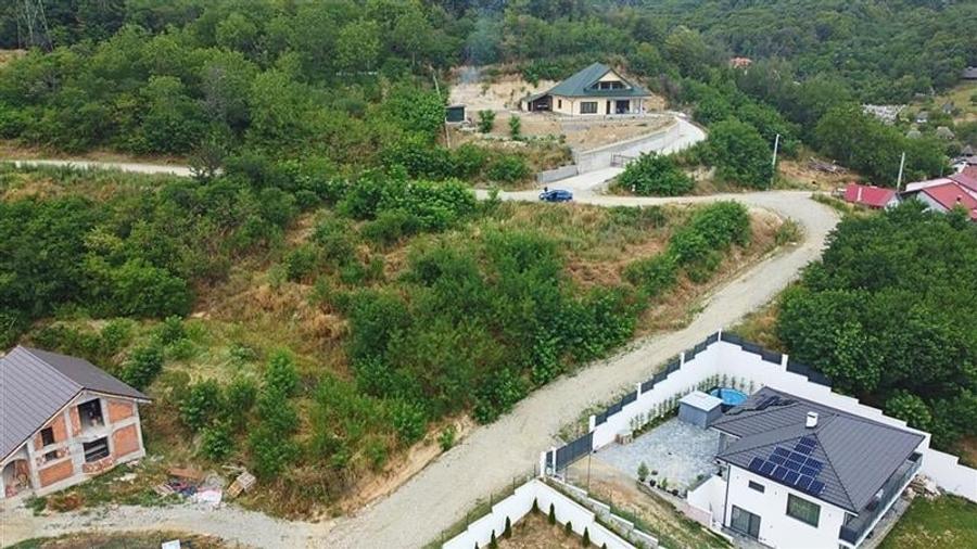 TEREN INTRAVILAN - RM. VALCEA - 2