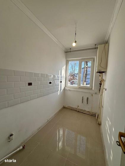 De vanzare apartament cu 2 camere, zona Bisericii Constantin si Elena - 3