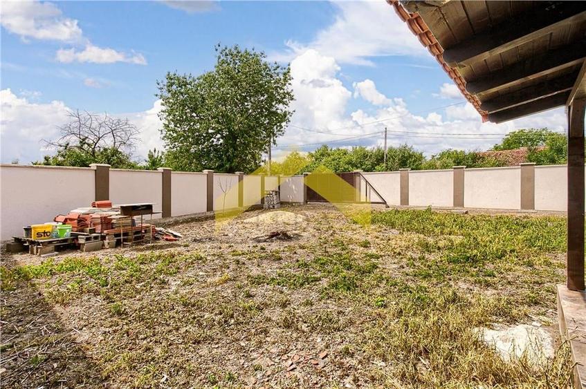 Casa noua de vanzare orasul Ineu - 15