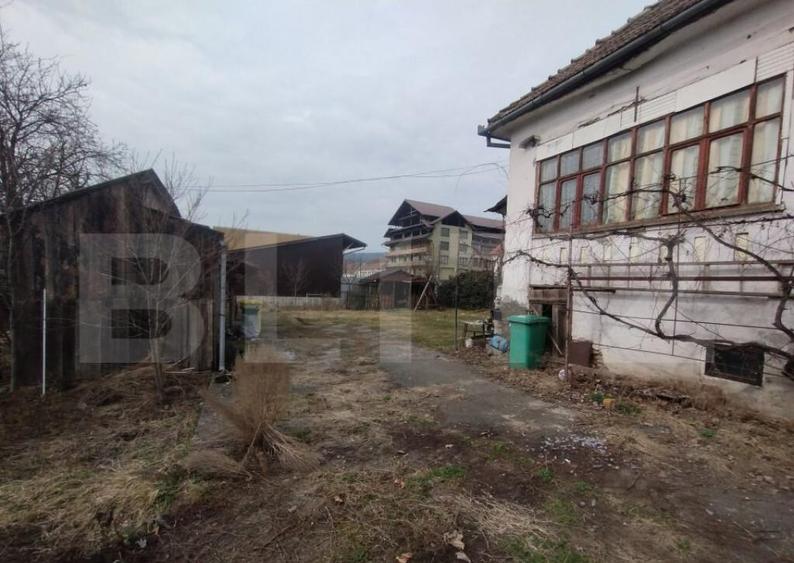 Casa 50 mp, 2 camere, curte comuna, teren 350mp, comuna Live - 1