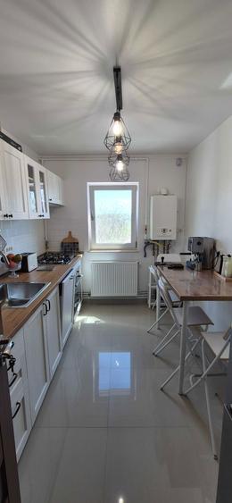 Apartament 3 camere renovat, mobilat si utilat - 6