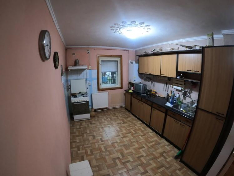 Apartament de 3 camere, 73 mp decomandat la parter inalt - 10