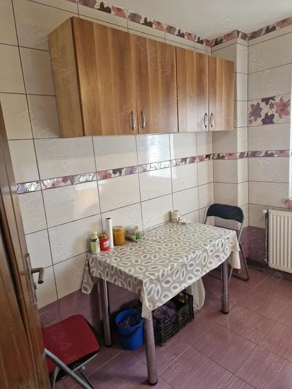 Inchiriez apartament 2 camere decomandat, Centrala, l Rovine, Parculet - 5