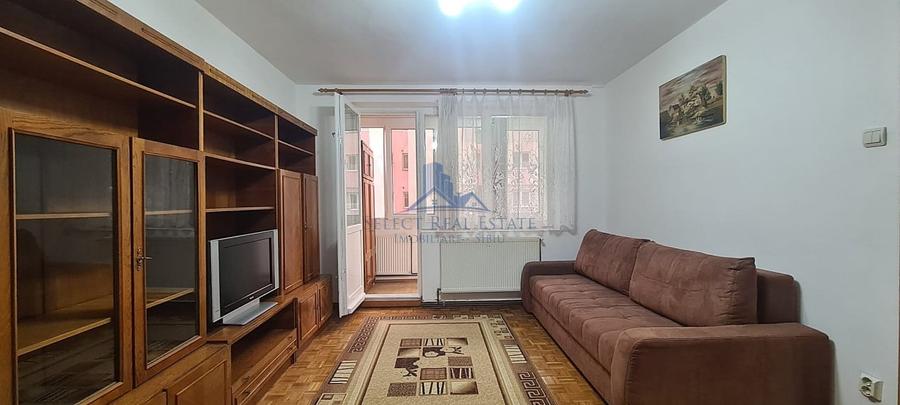 Apartament 2 camere  decomandat \ etaj 2 \ Sibiu - 1