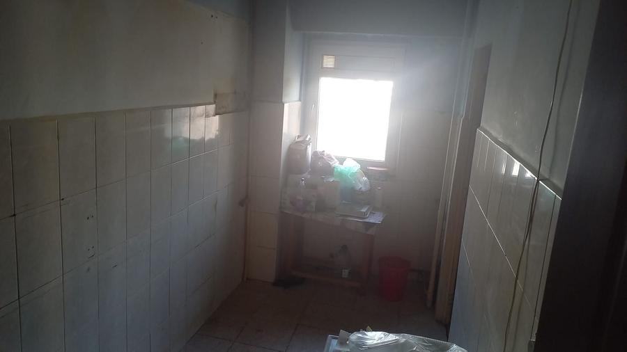 GARSONIERA TITAN, BLOC REABILITAT, NECESITA RENOVARE, COMISION 0% - 4