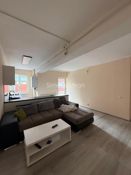 Ap 3 cam semidec, mobilat modern+utilat, et.1/4, bl. nou, zona Hotel Paradis