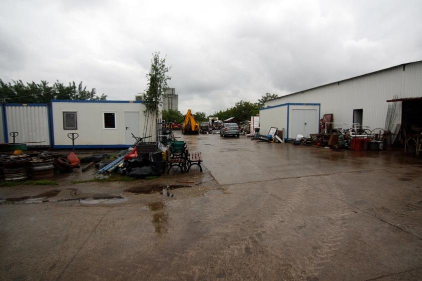 10661mp de platforma multifunctionala, cladire birouri, hale, 66eur/mp. - 7