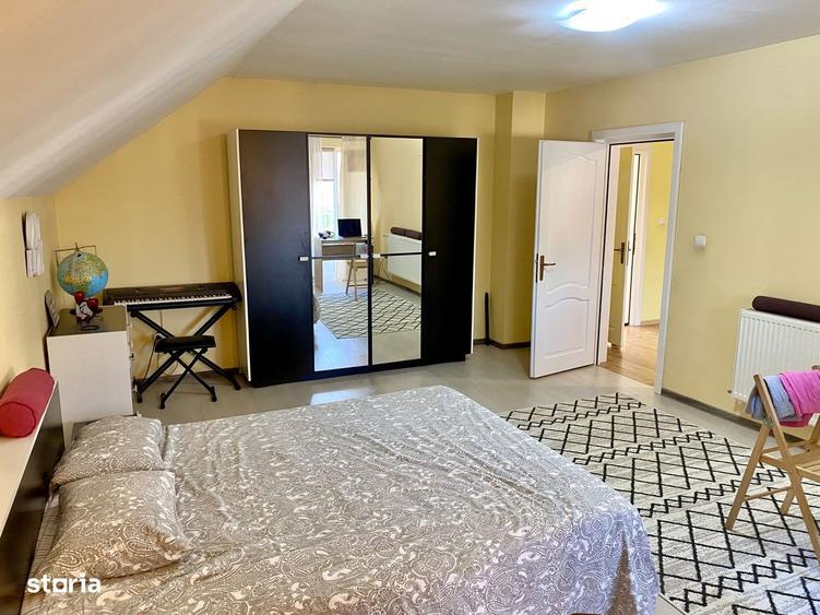 Casa centrala, spatioasa cu privelisti si curte generoasa Jibou - 2