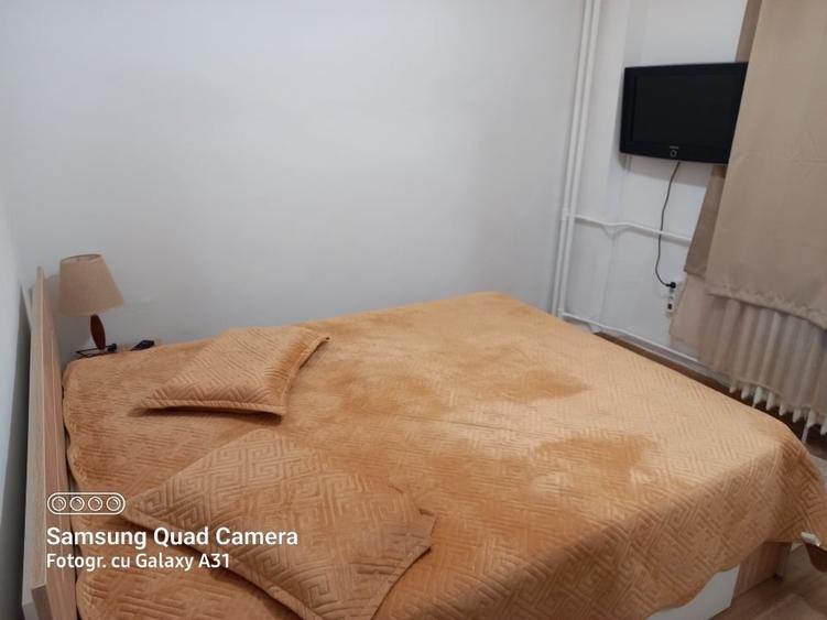 Apartament 3 camere, decomandat, vizavi de parcul Regina Maria - 3