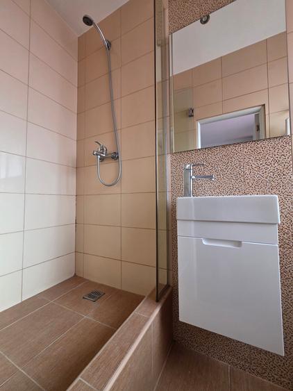 ROMANA - Garsonieră cochetă de închiriat – fix în centrul acțiunii ! Centrala! - 9