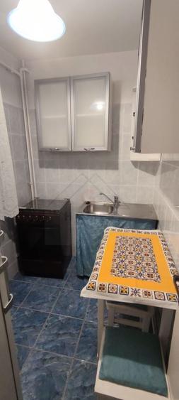 Decomandat+ boxa. Aproape de Mall, Facultatea de Agronomie si de Continental. - 6