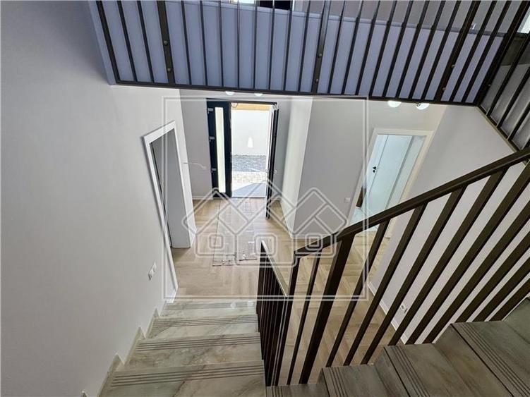 Casa de vanzare in Sibiu - noua, individuala, curte mare, teren 644mp - 14