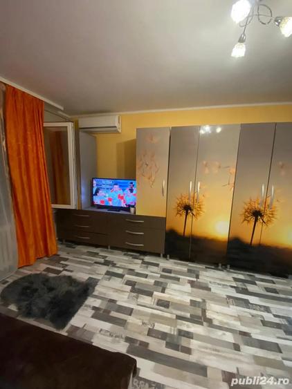 Inchiriez Garsoniera Complex - 4