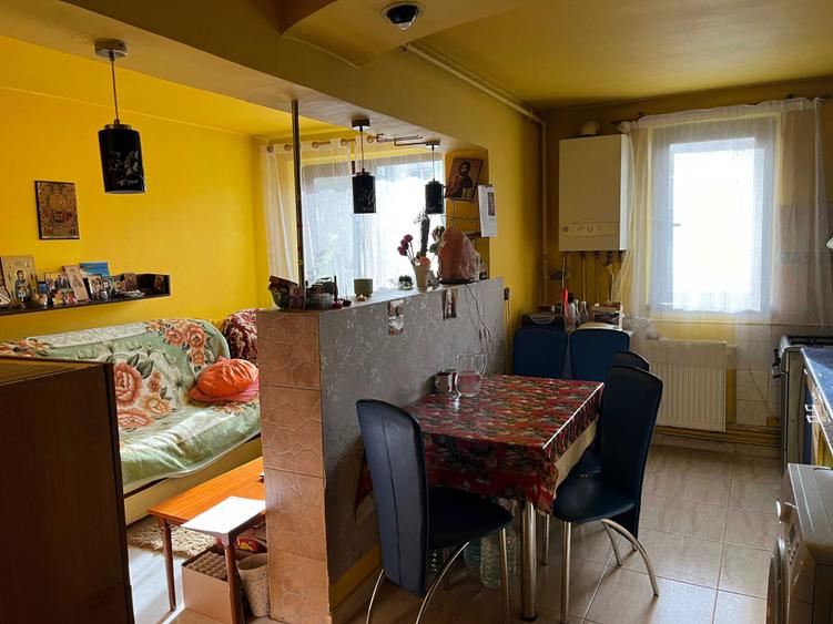 Apartament mobilat, 3 camere, Aleea Plopilor, zona Decebal - 2