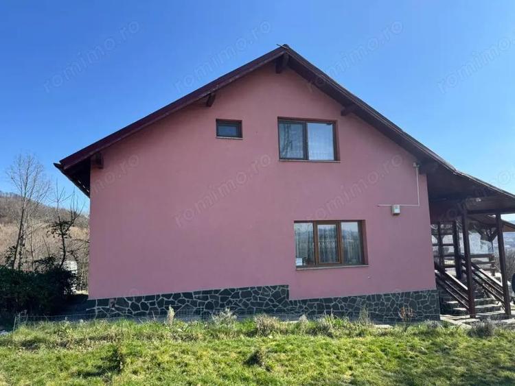 Casa cu panorama superba asupra ora?ului | 134 mp | teren 1300 mp - 2