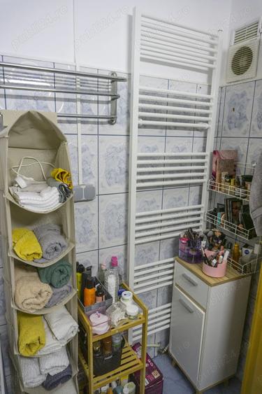 Apartament de vanzare 2 camere Reghin - 1