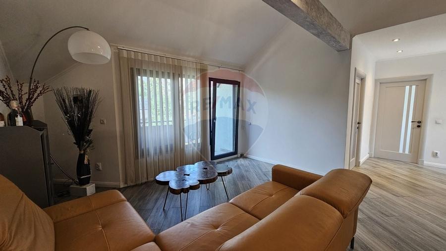 Casă / Vilă cu 7 camere si teren 1000 mp în zona Centrala-Suceava - 32