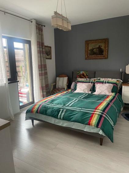 Inchiriez Apartament 3 camere, decomandat+gradinuta si loc parcare - 2