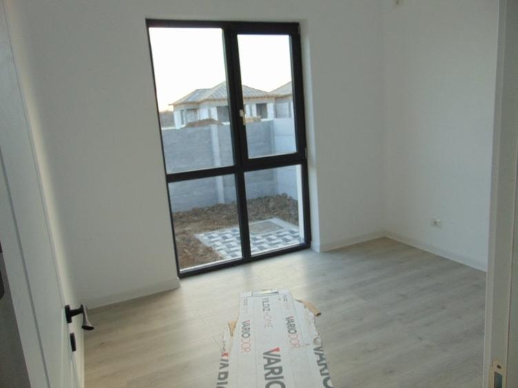 DE la DEZVOLTATOR casa PARTER placa de beton la pod incalzire in pardoseala - 16