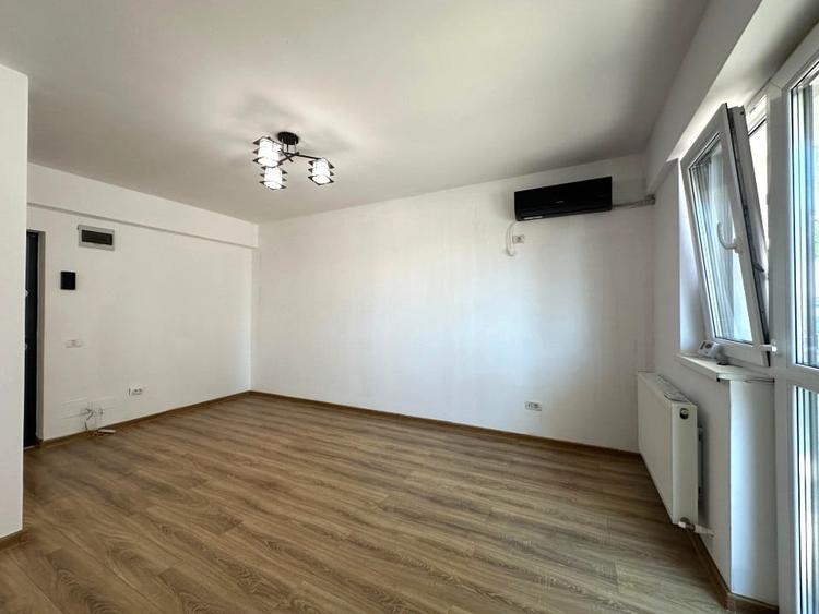 2 CAMERE MALL MOLDOVA - 1