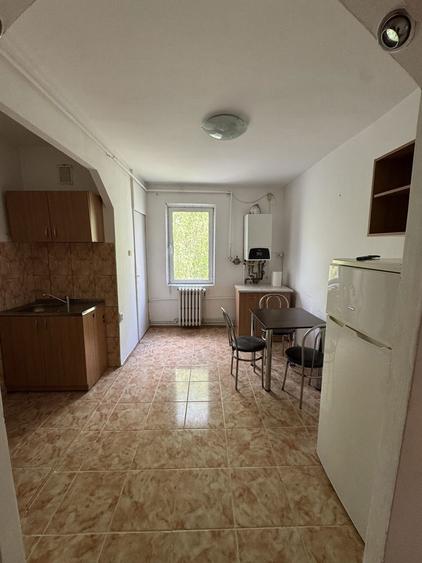 Vand apartament 2 camere etaj 2 strada independentei - 7