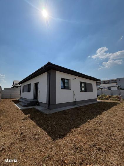 Casă cu 4 camere decomandat cu Teren 450 Mp în Central