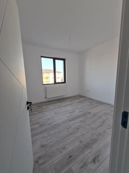 Apartament cu 2 camere decomandat în Haliu