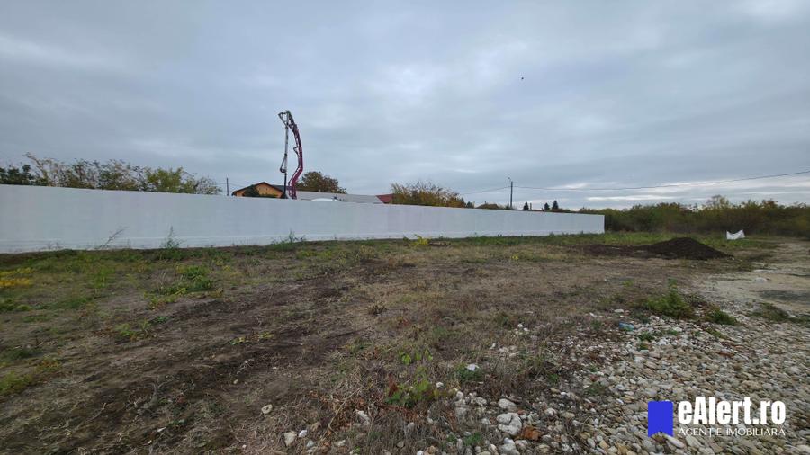 Teren Construcții intravilan de 397 mp, în Ștefăneștii de Jos