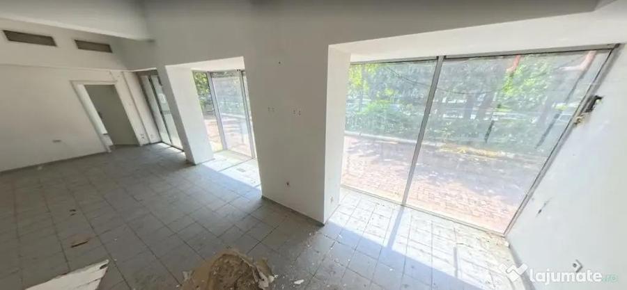 Spațiu comercial, de 312 mp, în Dristor