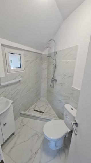 Casă cu 4 camere cu Teren 760 Mp în Central