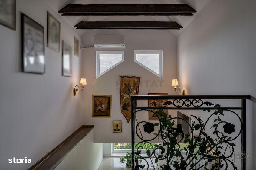 Casă cu 4 camere în Ostratu