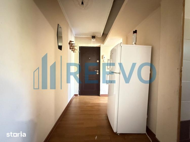 Apartament cu 2 camere nedecomandat în Republicii
