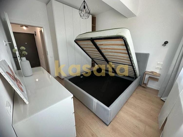 Apartament cu 2 camere decomandat, mobilat în Regie
