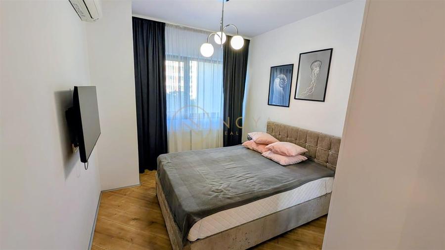 Apartament cu 3 camere decomandat, mobilat în Pipera