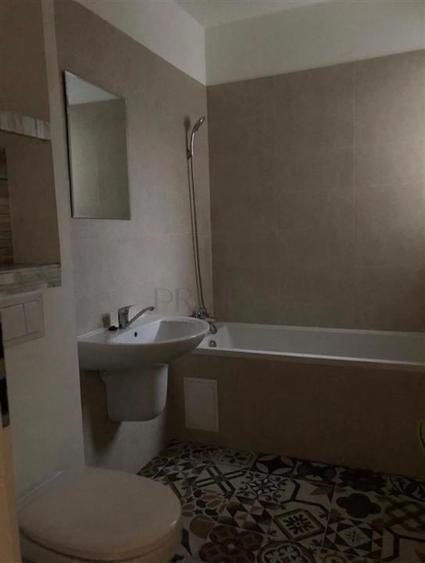 Apartament cu 2 camere semidecomandat, mobilat în Giroc