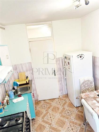 GIROCULUI - 3 CAM - ETAJ 2 - BLOC ANVELOPAT - 2BAI - SPATIOS - ZONA LINISTITA - 9