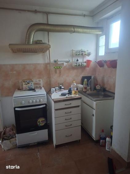 Casă cu 5 camere cu Teren 132 Mp în Pictor Rosenthal