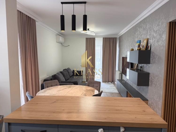 Apartament cu 4 camere decomandat, mobilat în Drumul Taberei