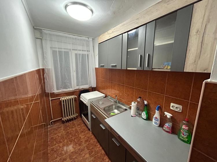 Apartament cu 2 camere semidecomandat în Găvana