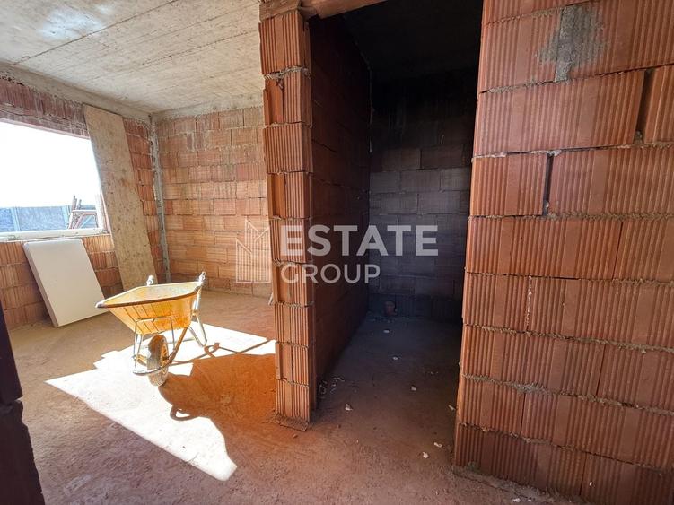 Duplex cu 3 camere cu Canalizare în Moșnița Nouă