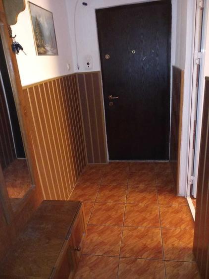 Apartament cu 2 camere semidecomandat în Narcisa