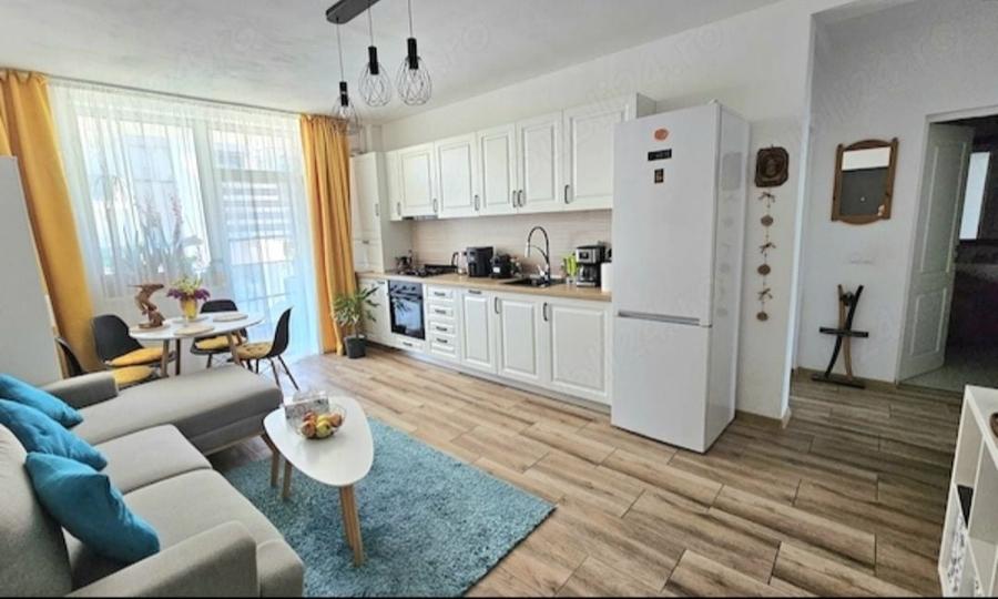 Vand apartament 3 camere + loc de parcare - 2